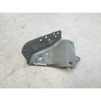 32 Abdeckung rechts unterer Hilfsrahmenhalter vorne Tesla Modell Y 1487574-S0-A