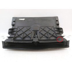 Люверс центральний реставрований Tesla Model Y 1494159-00-C