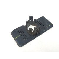 7 Model Y, rear fascia S8 PA retainer Tesla Model Y 1501429-00-A