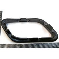 Накладка кнопки лёгкого входа 2-го 3-го ряда левой Tesla model X 1067121-00-B
