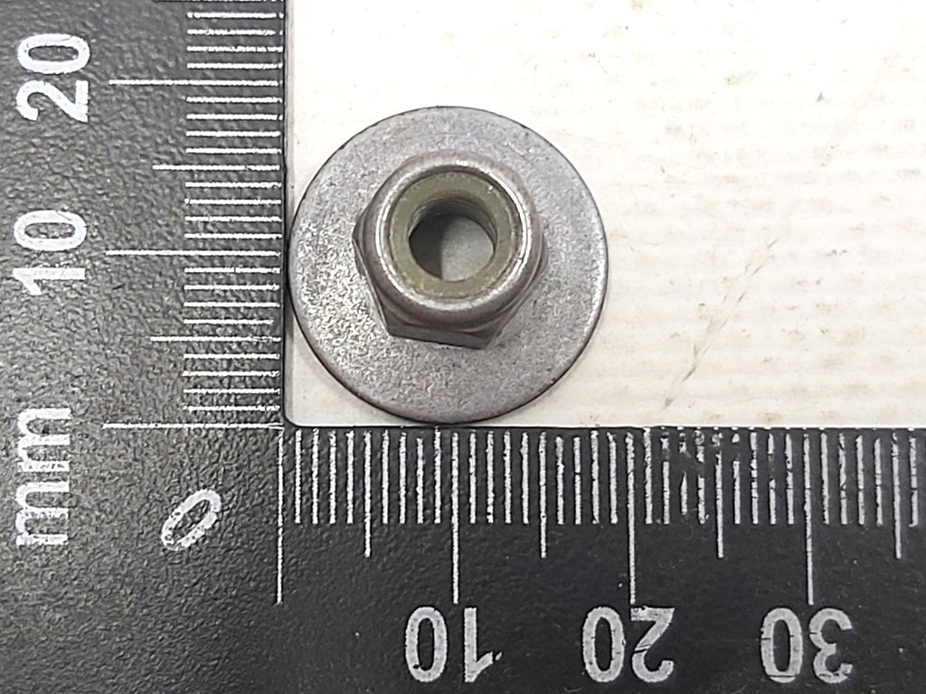5 Mutter mit Unterlegscheibe HEX M6-1,00 8 ZnAl 18 KEPS Tesla Model S, Model S REST, Model 3, Model X 1005822-00-A, Model Y 1137563-00-A