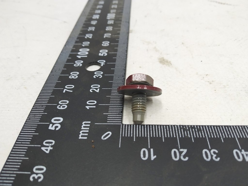 3 翼安装螺栓和垫圈 HX，M6x12，[8.8] G1009，PC Tesla Model X，Model X Mar 2021，Model 3，Model 3 Jan 2024，Model Y 1060685-00-C