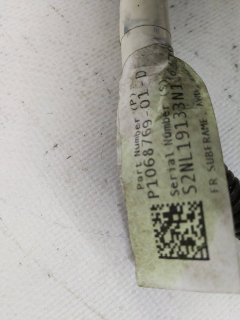 1 Tesla Model 3 1068769-01-D