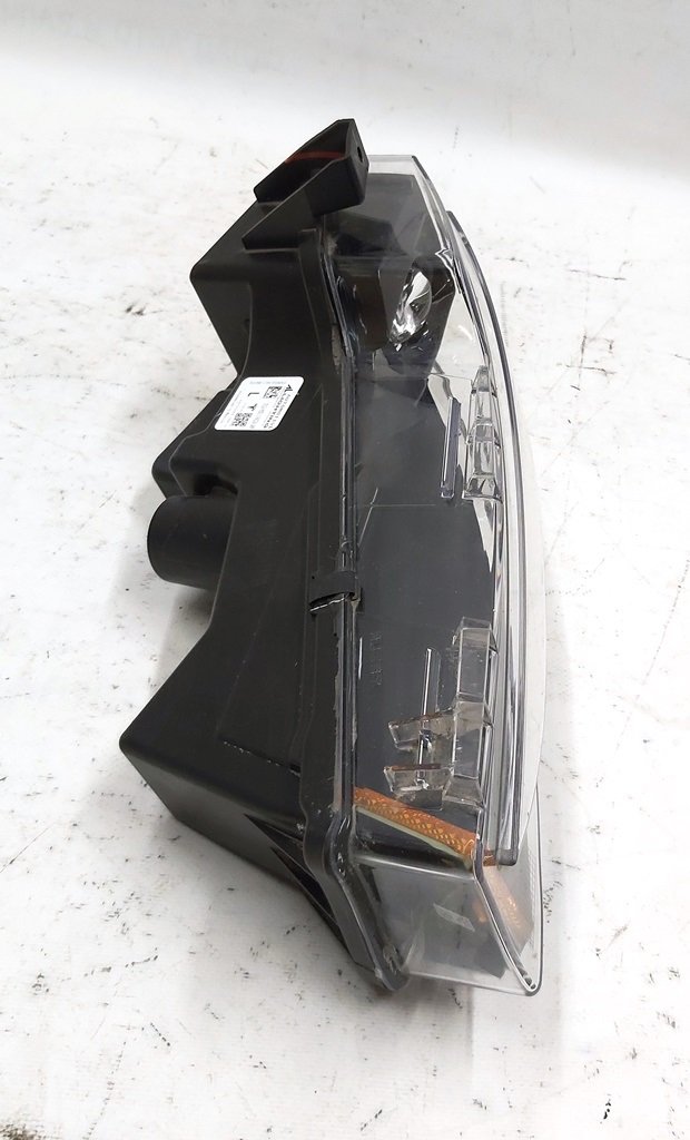 Nebelscheinwerfer links (voll) UP-LEVEL Tesla Model 3, Modell Y 1077391-00-F