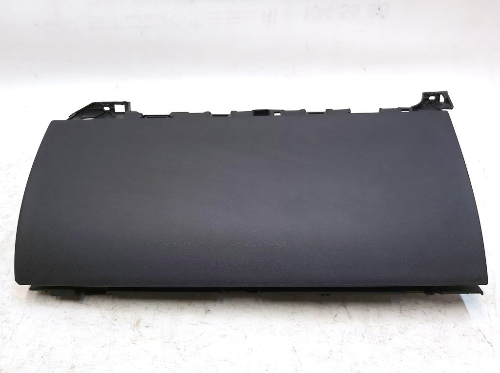 4 Бардачок (бардачок для рукавичок) BLK BASE Tesla model 3, model Y 1083340-00-H