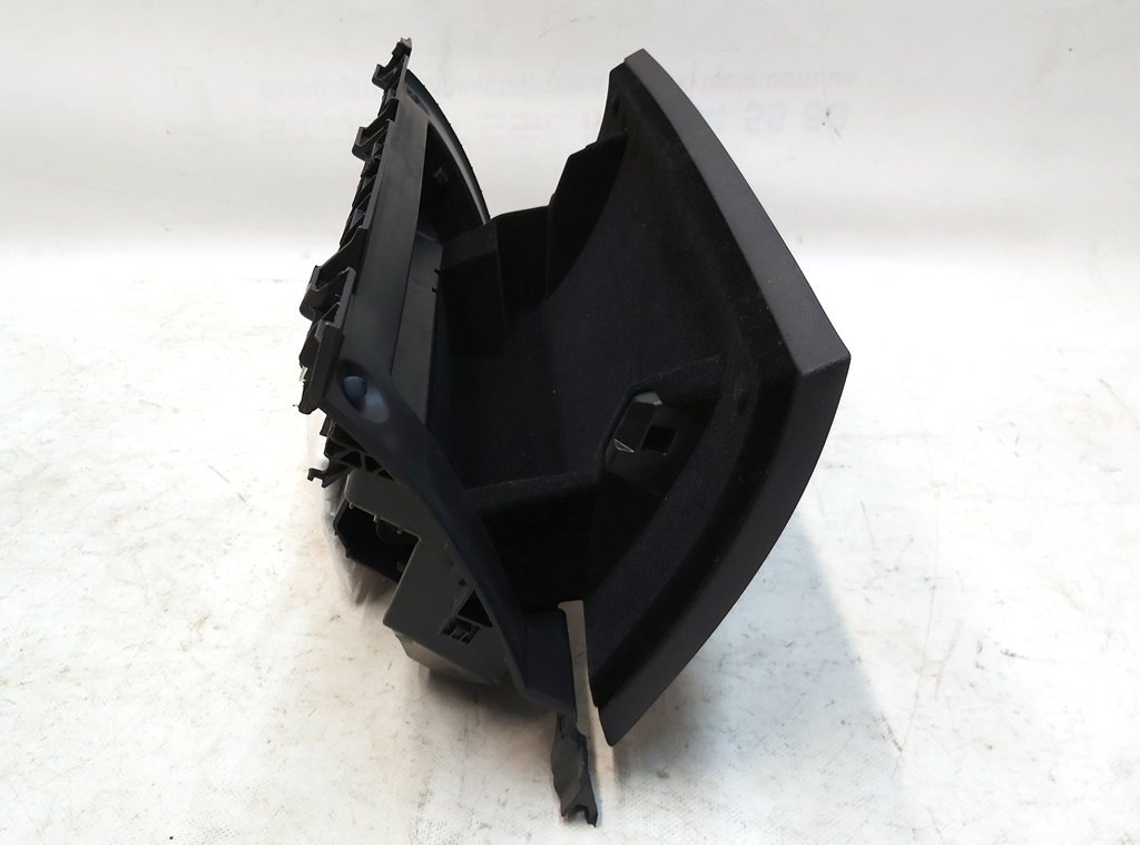 4 Бардачок (бардачок для рукавичок) BLK BASE Tesla model 3, model Y 1083340-00-H
