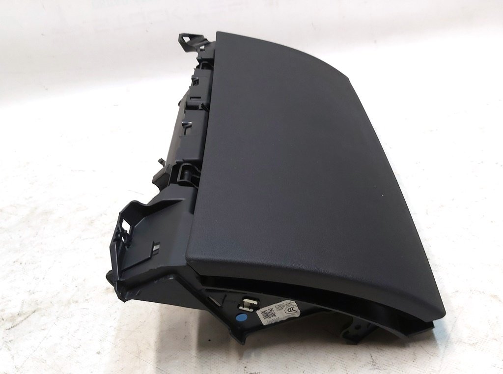 4 Бардачок (бардачок для рукавичок) BLK BASE Tesla model 3, model Y 1083340-00-H