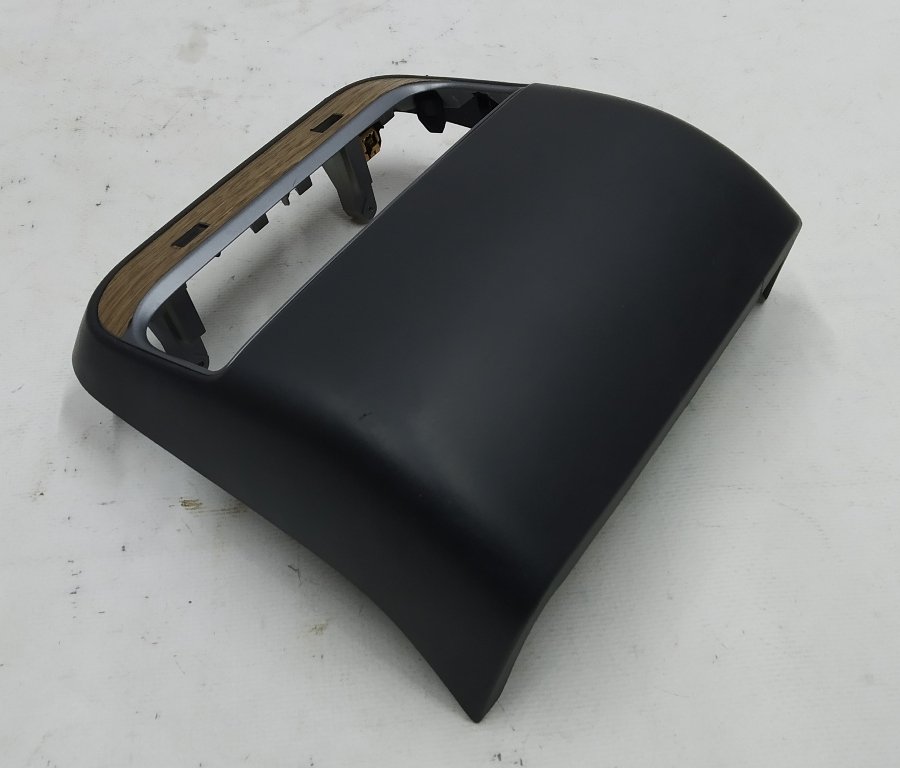 9 1087929-02-C z Dekorativt lock för luftkanalen på mittkonsolen TRÄ (trä) (övriga föremål) Tesla modell 3 1111072-00-E. 1087928-00-B.