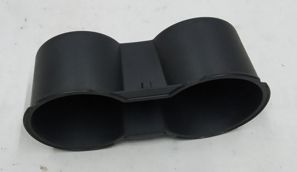 19 M3, CONSOLE, CUP HOLDER LINER Tesla model 3 1087988-00-E