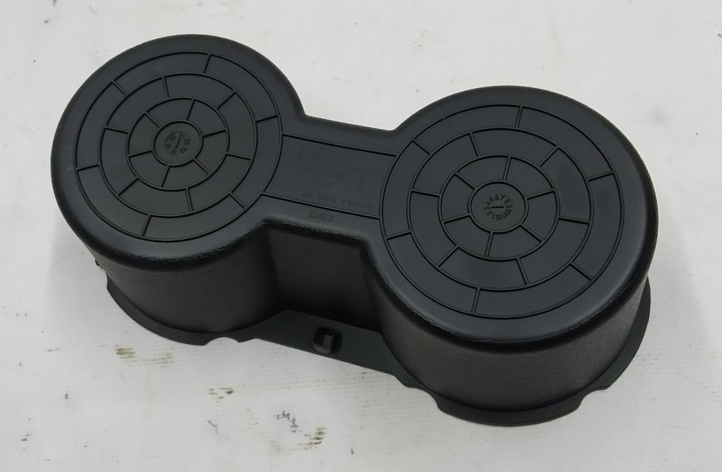 19 M3, CONSOLE, CUP HOLDER LINER Tesla model 3 1087988-00-E