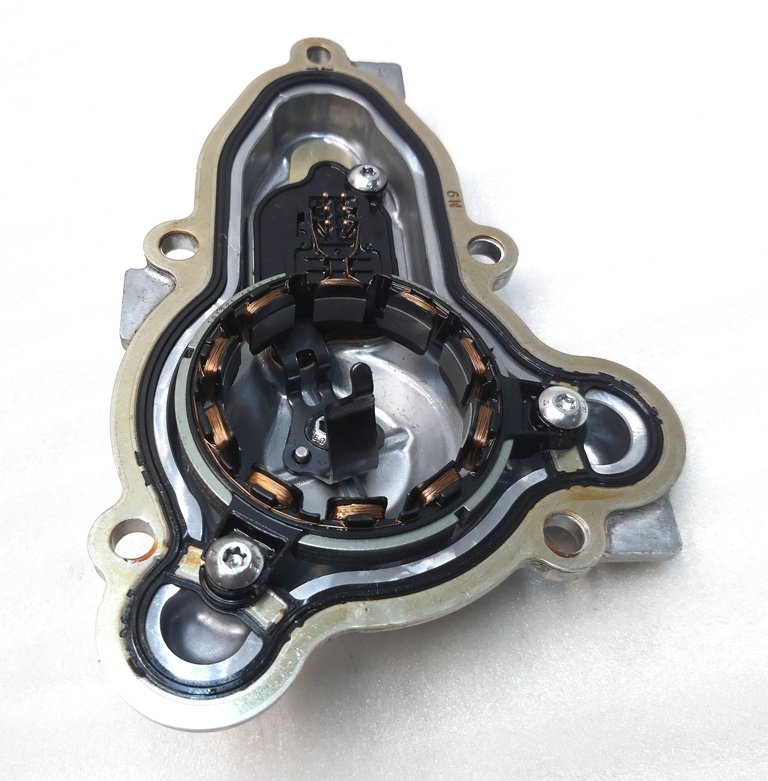 4 Rear front motor resolver cover (assembly) Tesla Model 3, Model Y 1092145-00-D