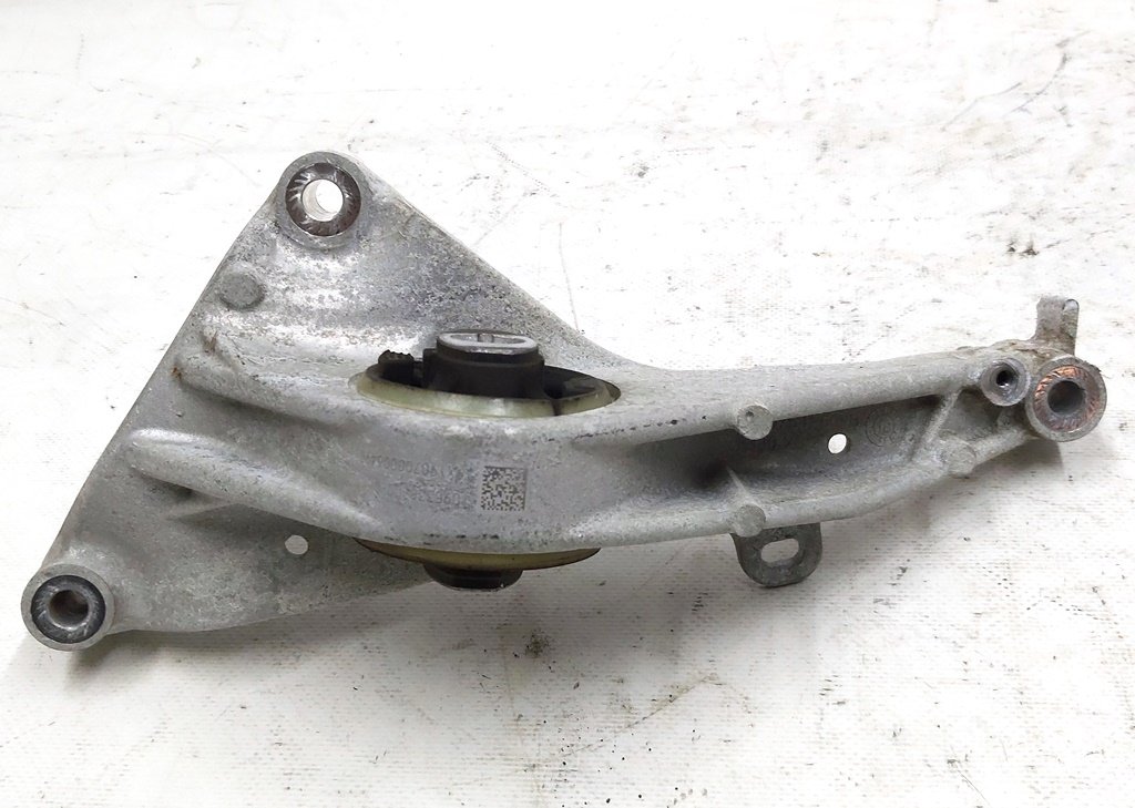 3 Left hands mount assembly- 3DUF. Tesla Model 3, Model 3 Jan 2024, Model Y 1095338-00-D