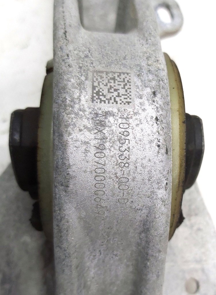 3 Left hands mount assembly- 3DUF. Tesla Model 3, Model 3 Jan 2024, Model Y 1095338-00-D