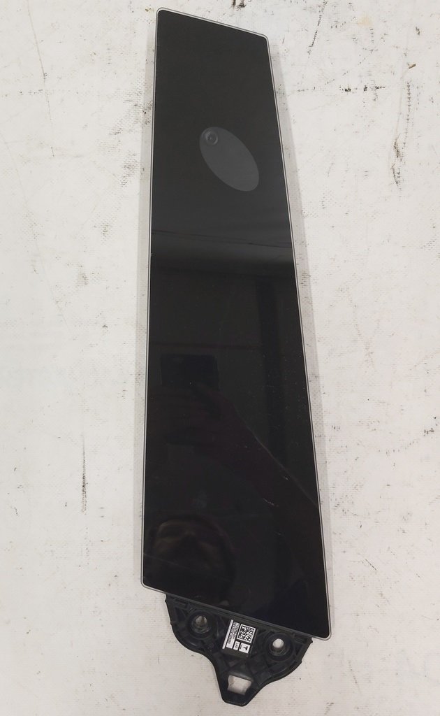 7 1109255-90-F Ytterdeksel med kamera for B-stolpen (glass), høyre, på en Tesla Model 3. Laget på fabrikken til en kjent produsent av elektriske biler fra USA. Det er et viktig element som utfører både dekorative oppgaver og tekniske funksjoner. Har et in