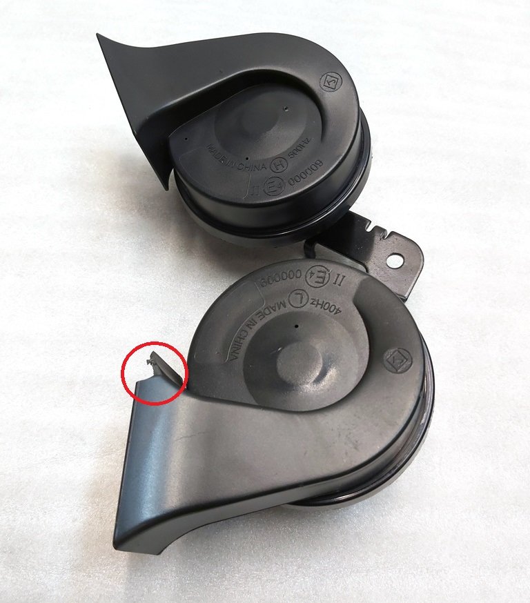 7 Horn Assembly complete with mount, body damage Tesla Model 3, Model Y (1486943-00-A) 1507242-00-B