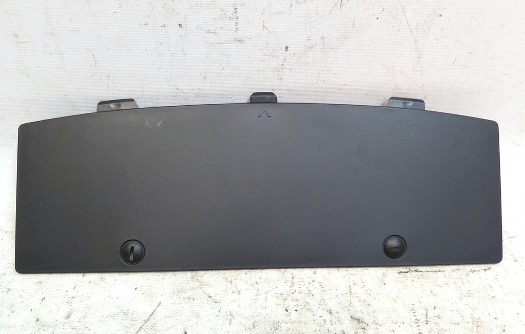 8 Locket på diffusorn för baksidan av ryggen (plug of bruptual, Hatch) Tesla Model 3 1460156-00-AA