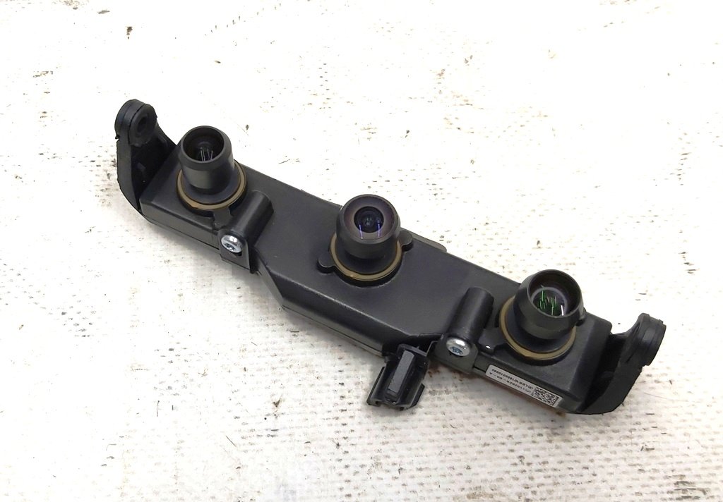 1 Windshield TRIPLE camera (adjustable) Tesla model 3 1143746-00-D