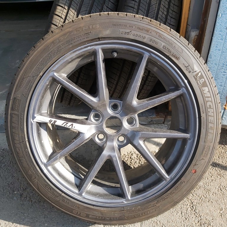 1 235/45R18 98W A/S MICHELIN TIRE PRIMACY MXM4 T1 Tesla model 3 1234215-00-A