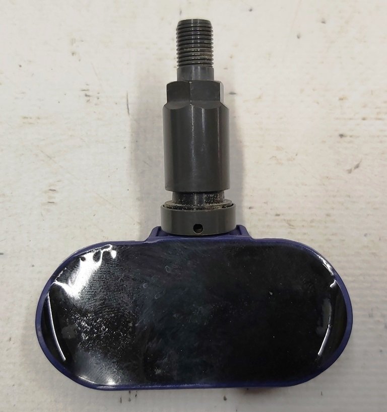 Датчик давления в шинах TPMS 433 MHz BLE, Black с гильзой Tesla Model S Feb 2021, Model X Mar 2021, Model 3, Model 3 Jan 2024, Model Y 1490701-01-B