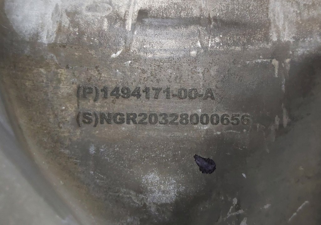 1 Attico (pannello) del gruppo alloggiamento batteria principale MR Modello Tesla 3 modello Y 1086725-00-L