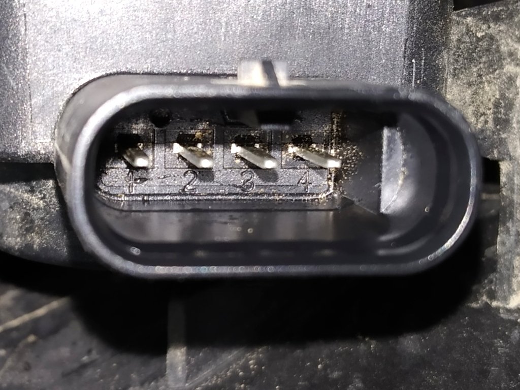 1 アイレット中央アセンブリ Tesla モデル 3 1559787-00-A