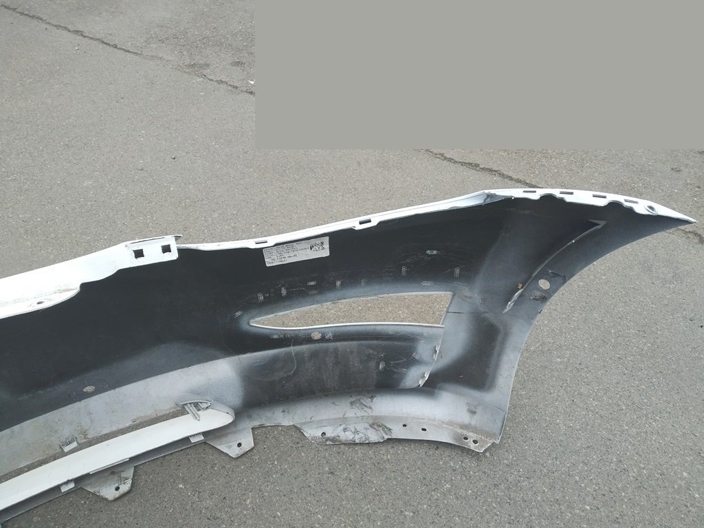 1 Paraurti anteriore senza supporti sensore di parcheggio con danni PEARL WHITE MULTI-COAT-PPSW Tesla Model 3 1916697-S3-A
