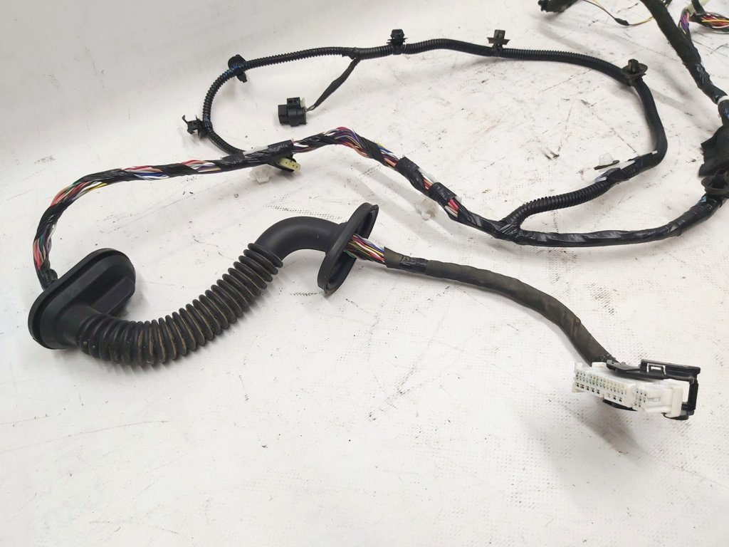 2 Front Right Door Wiring PREMIUM Tesla model 3 2067963-00-A