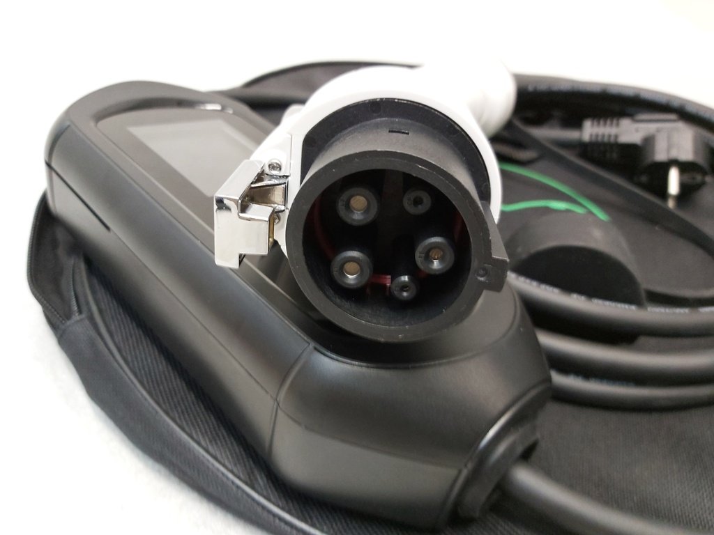 1 Universal Mobile Charger Type1 8A-16A-20V-240V 3,5 kW 3,5 m Tesla Alla modeller UMC AFY-A110-1