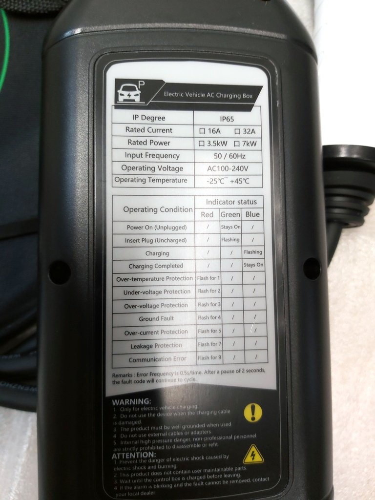 1 Universal Mobile Charger Type1 8A-16A-20V-240V 3,5 kW 3,5 m Tesla Alla modeller UMC AFY-A110-1