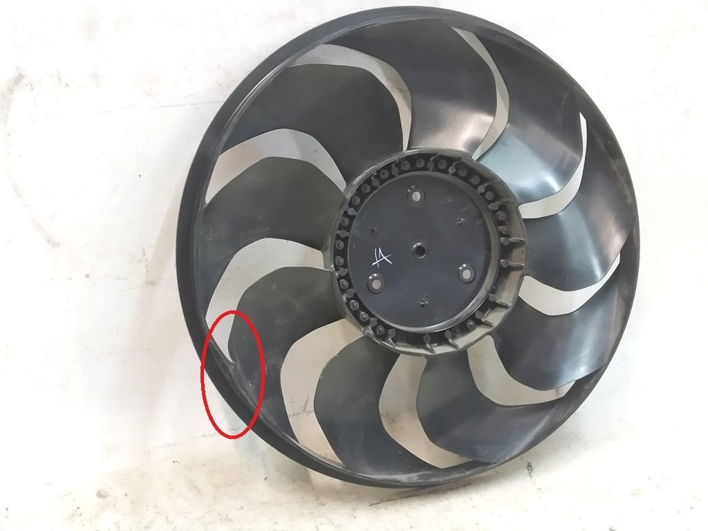 Fan blades damaged Tesla Model 3 1494179-00-B