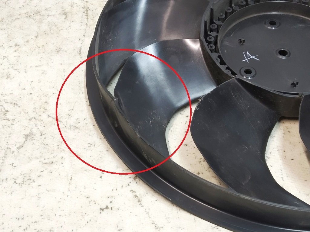 Fan blades damaged Tesla Model 3 1494179-00-B