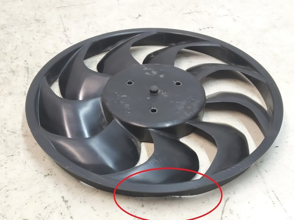 Fan blades damaged Tesla Model 3 1494179-00-B