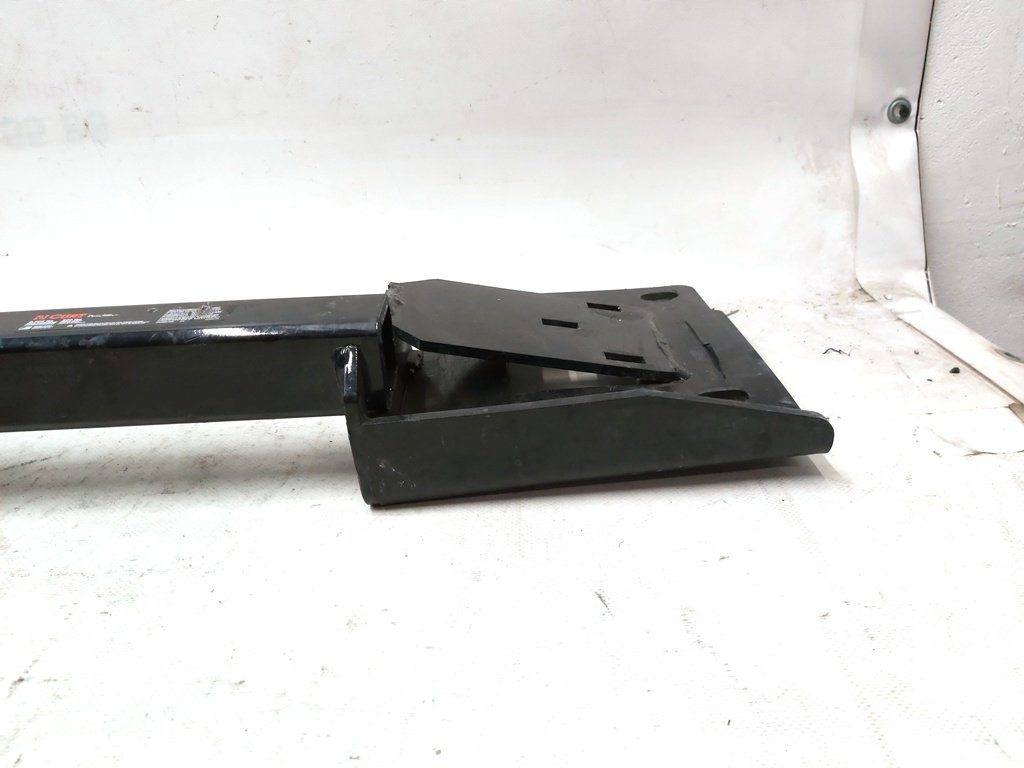 1 Curt Trailer für Tesla Modell 3, Modell 3 Jan 2024 1667050-00-C