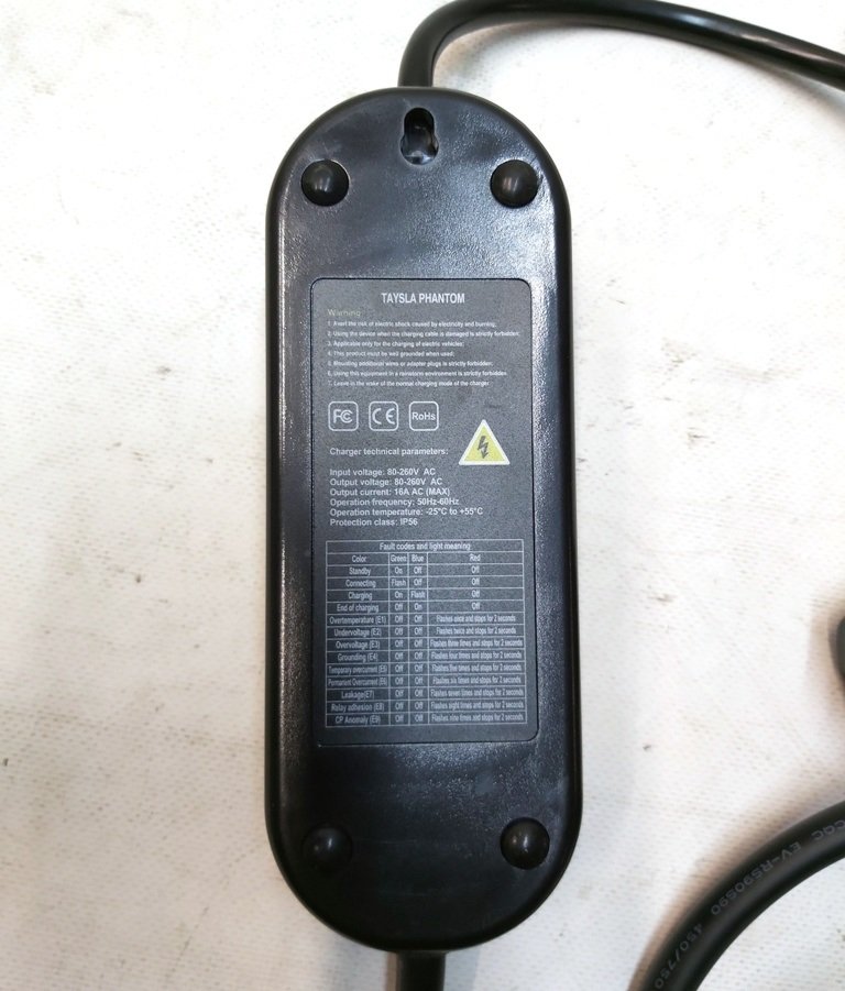 1 Universal mobilladdare UMC TSL Typ 2 EV 16A 80V-230V 3,5kW Tesla alla modeller UMC TSL