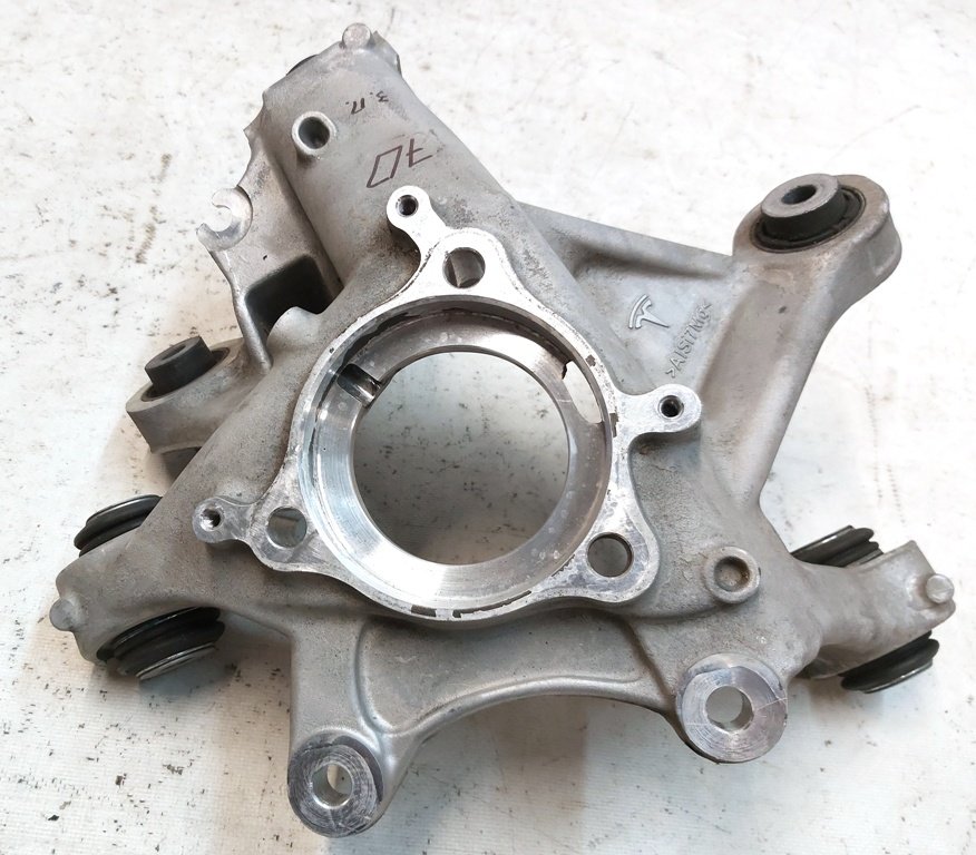 후면 오른쪽 주먹 (Trunple) Tesla 모델 Y 1188416-00-F