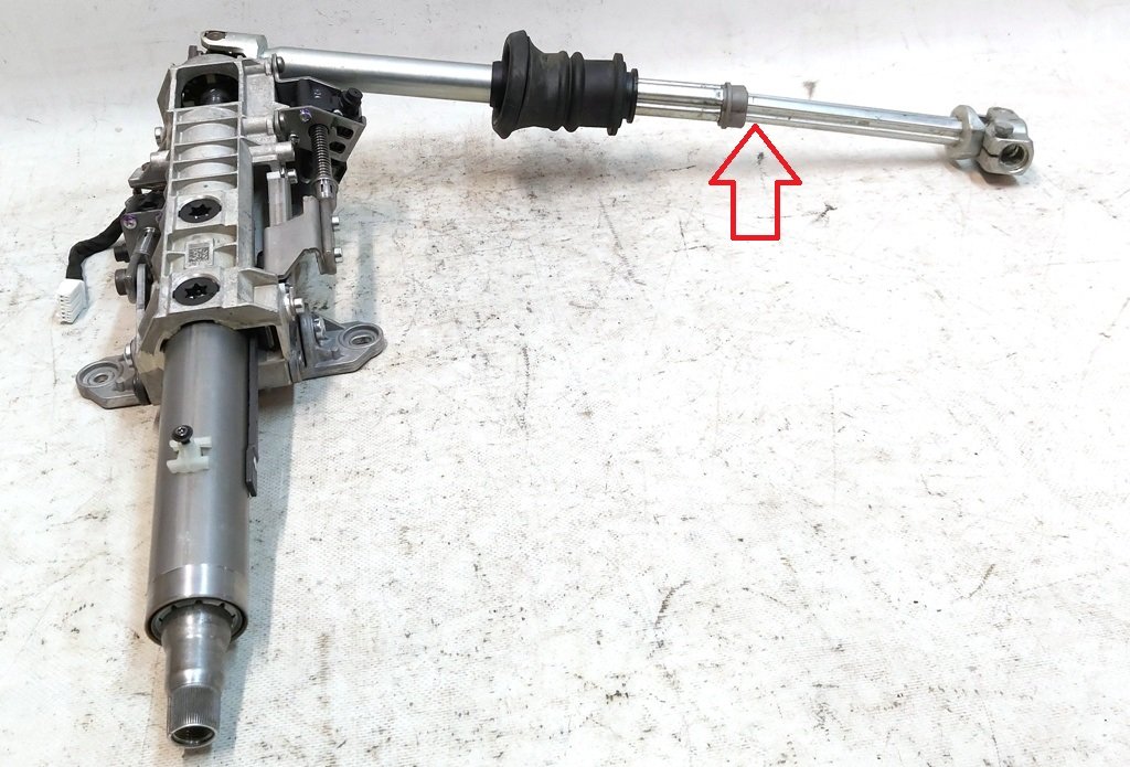 2 ELECTRIC STEERING COLUMN, LHD damaged Tesla model Y 118881100D