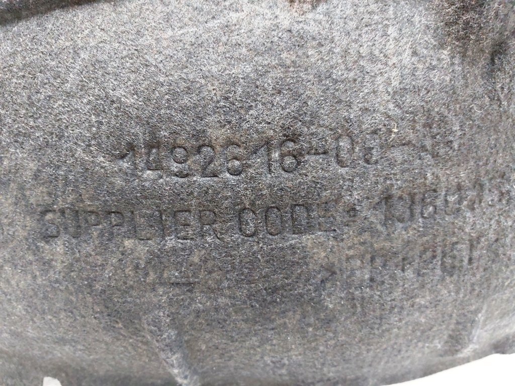 4 Bakskärm foder höger Tesla modell Y 1492616-00-A