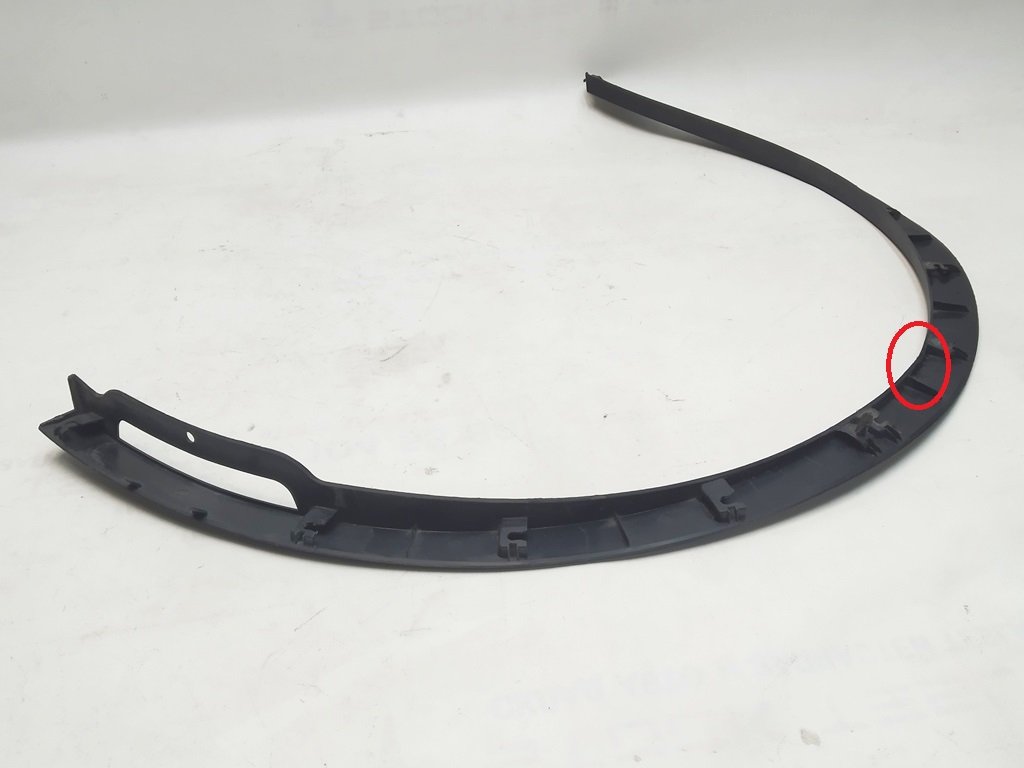 8 Kunststof spatbordbekleding linksvoor Tesla Model Y 1494185-00-C