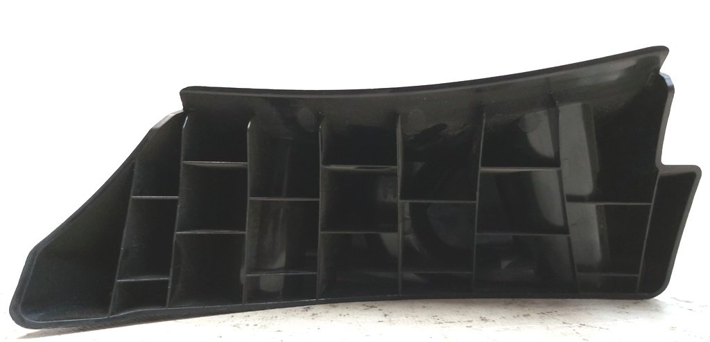 Základna krytu sloupku C vpravo dole Tesla model Y 1494626-00-C