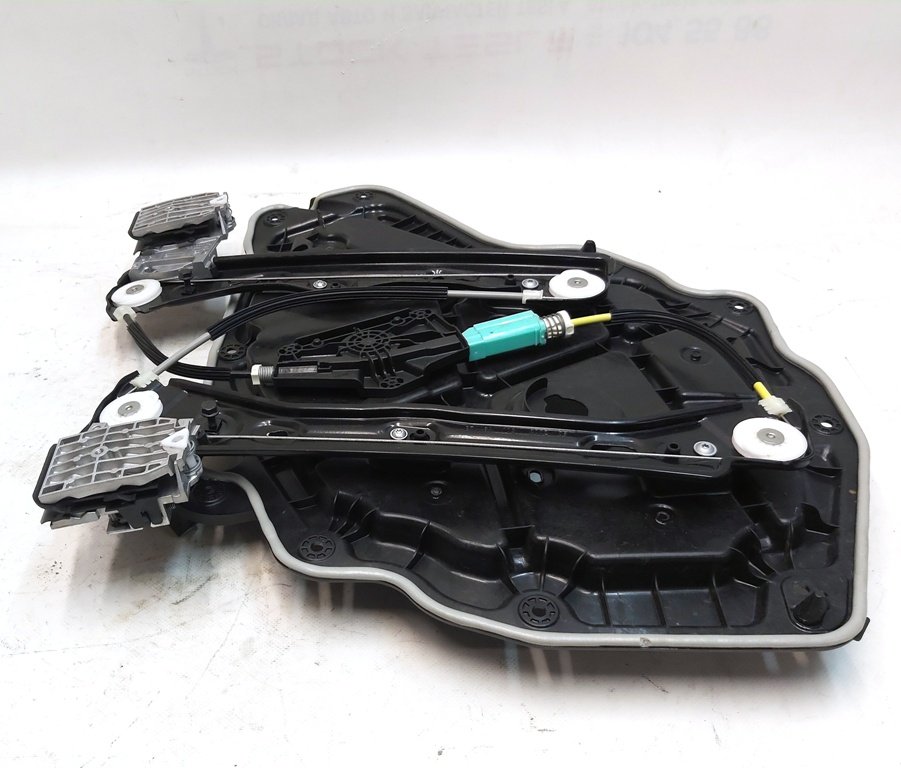 7 モーターおよび昇降機構アセンブリ付き後部左ウィンドウリフター Tesla Model Y 1526802-00-E、1526806-00-D