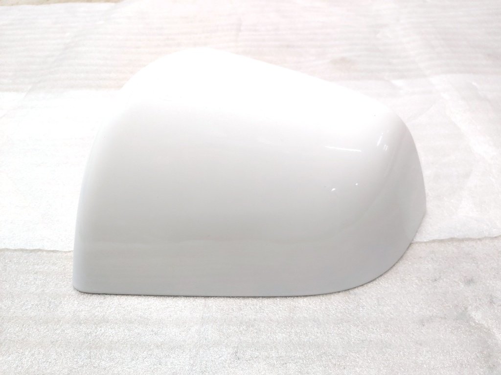 3 Strato dello specchio della parte superiore sinistra esterna (guscio) Tesla bianca perla Modello Y 1495593-00-AA