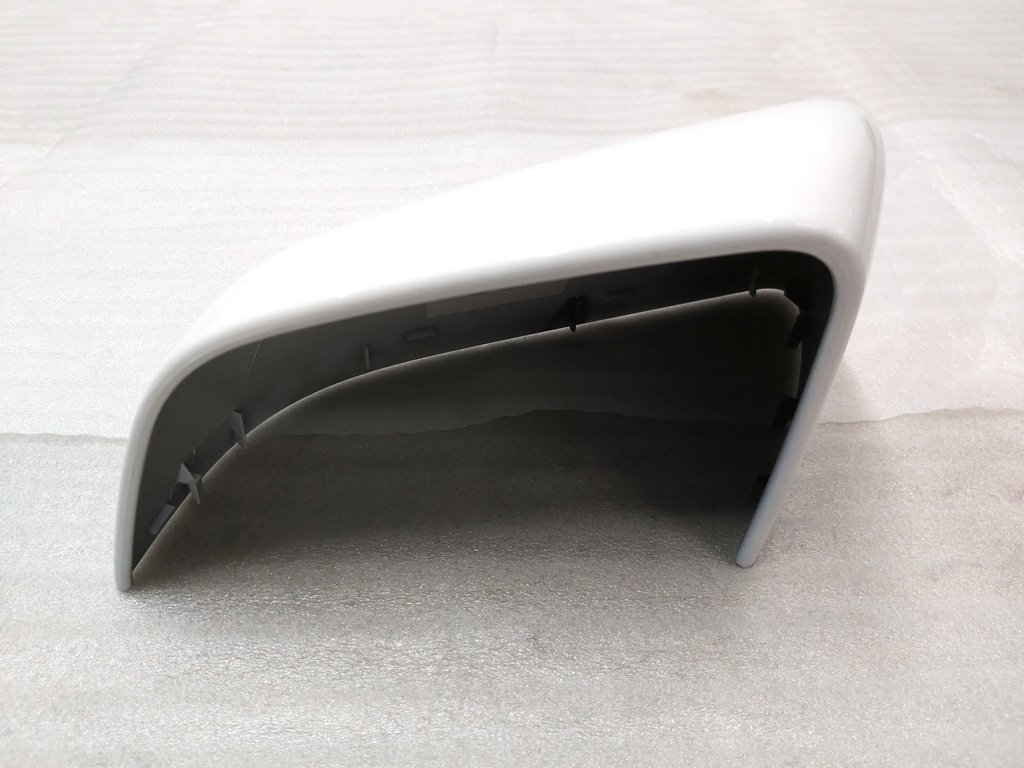 3 Strato dello specchio della parte superiore sinistra esterna (guscio) Tesla bianca perla Modello Y 1495593-00-AA