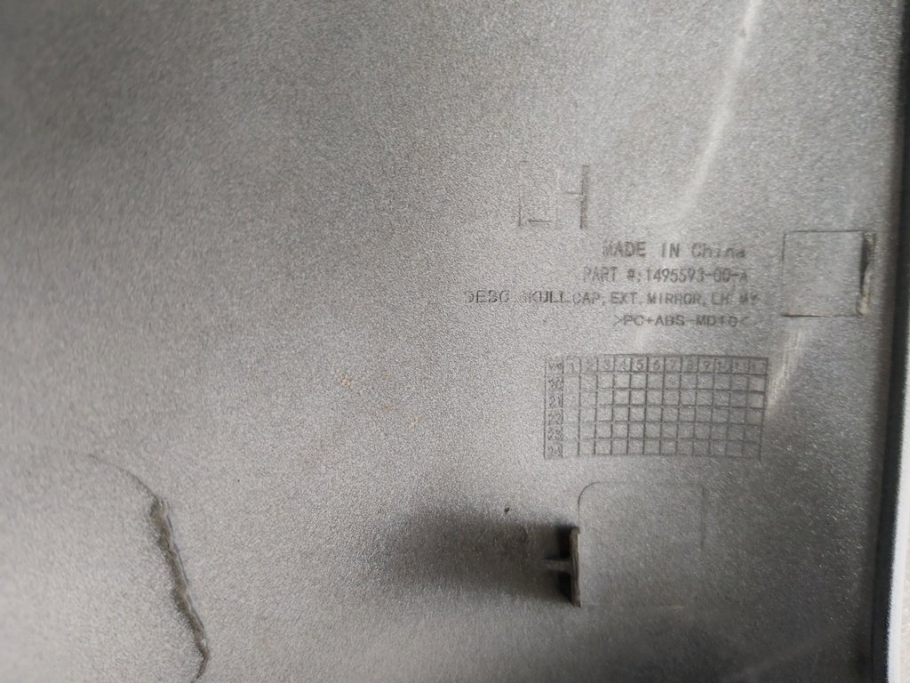 3 Strato dello specchio della parte superiore sinistra esterna (guscio) Tesla bianca perla Modello Y 1495593-00-AA