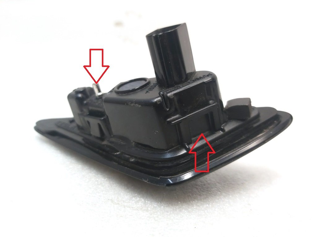 Leny Turning Repeater (Chamber) Black med skade på Tesla Model 3, Model Y 1125106-50-5