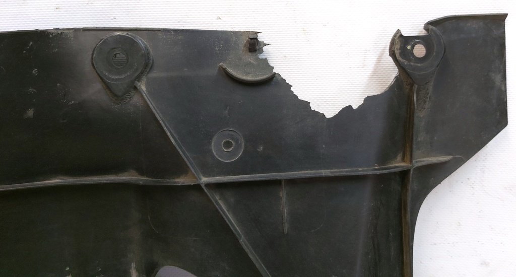 3 Bakre hjälpramsskydd (plast) Tesla Model 3, Model Y 1498771-00-E