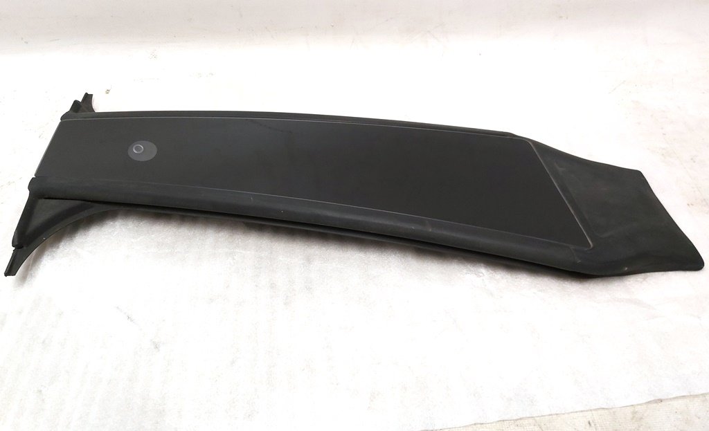 6 Assembly - B-PILLAR applique - LH Tesla Model Y 1506885-00-D