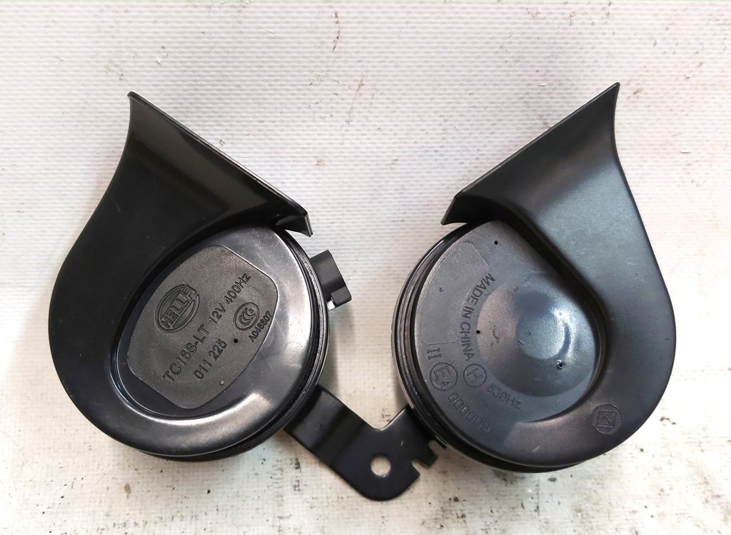 7 Horn Assembly complete with mount Tesla model 3, model Y (1486943-00-A) 1507242-00-B