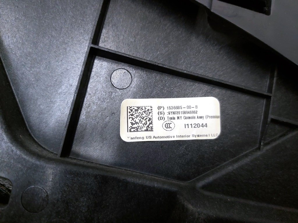 1 2.0, Console, PREMIUM, assembly Tesla ModeI 3, ModeI Y 1536685-00-B