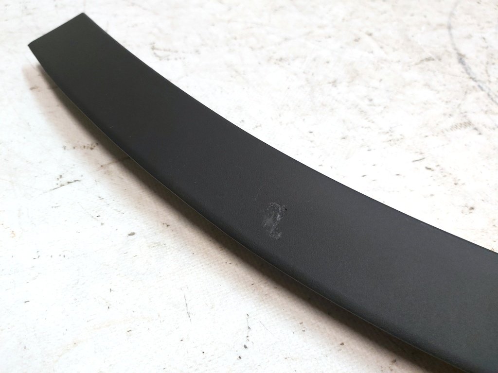 8 FRONT FENDER GARNISH, LH ASY, with damage Tesla model Y 1494185-00-C