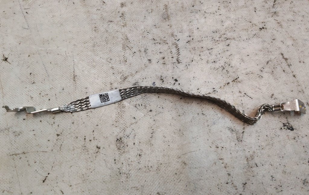 1 M3, GND STRAP Tesla model Y 1691889-00-A